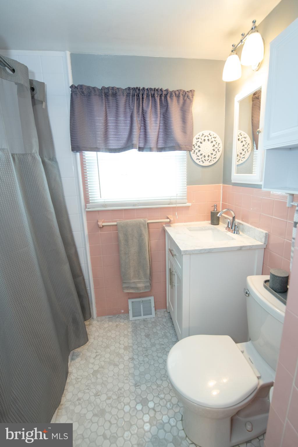 2813 Shelly Road Philadelphia, PA 19152 - Photo 31 of 53 Gallery Image 31