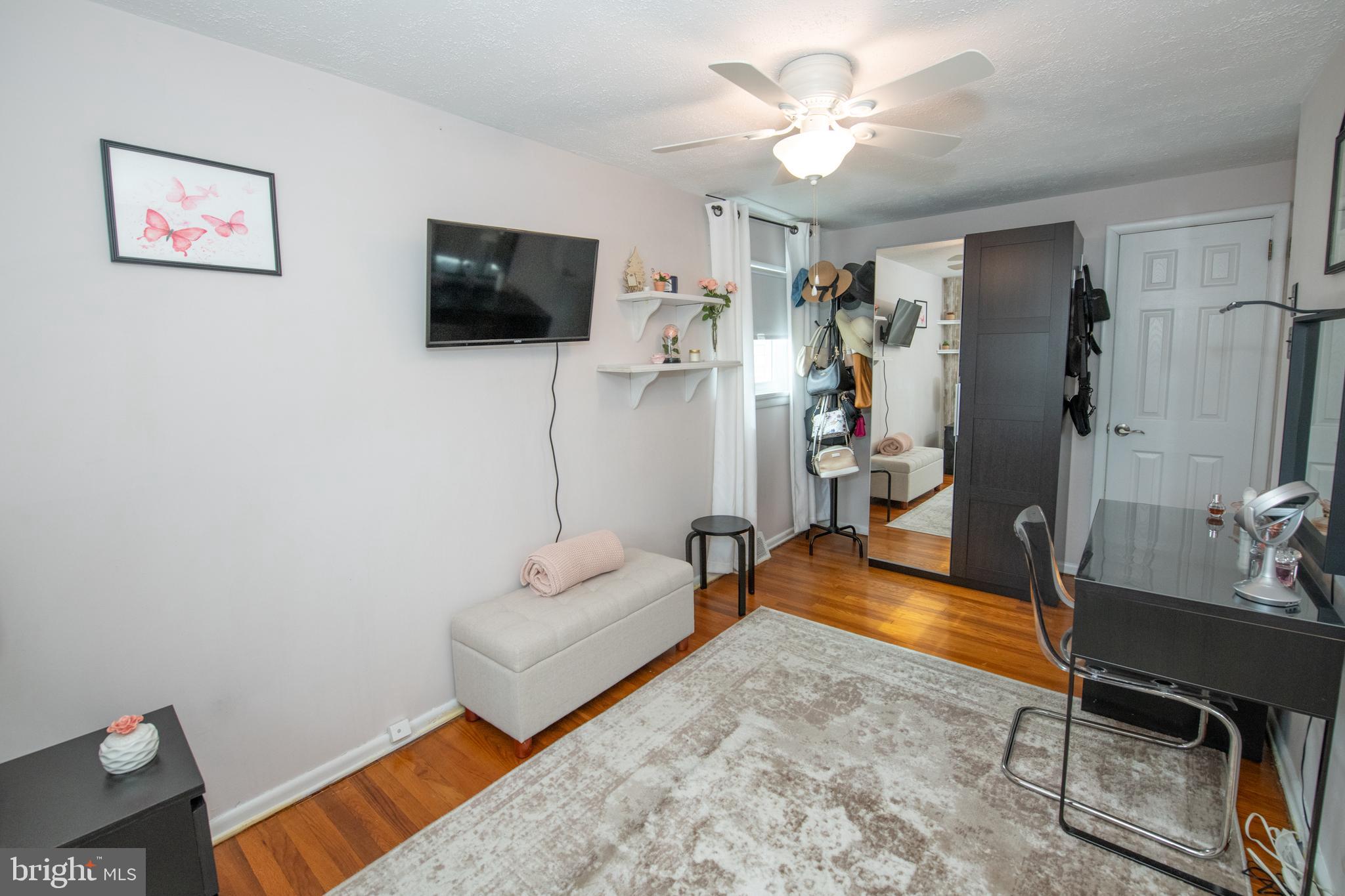 2813 Shelly Road Philadelphia, PA 19152 - Photo 36 of 53 Gallery Image 36