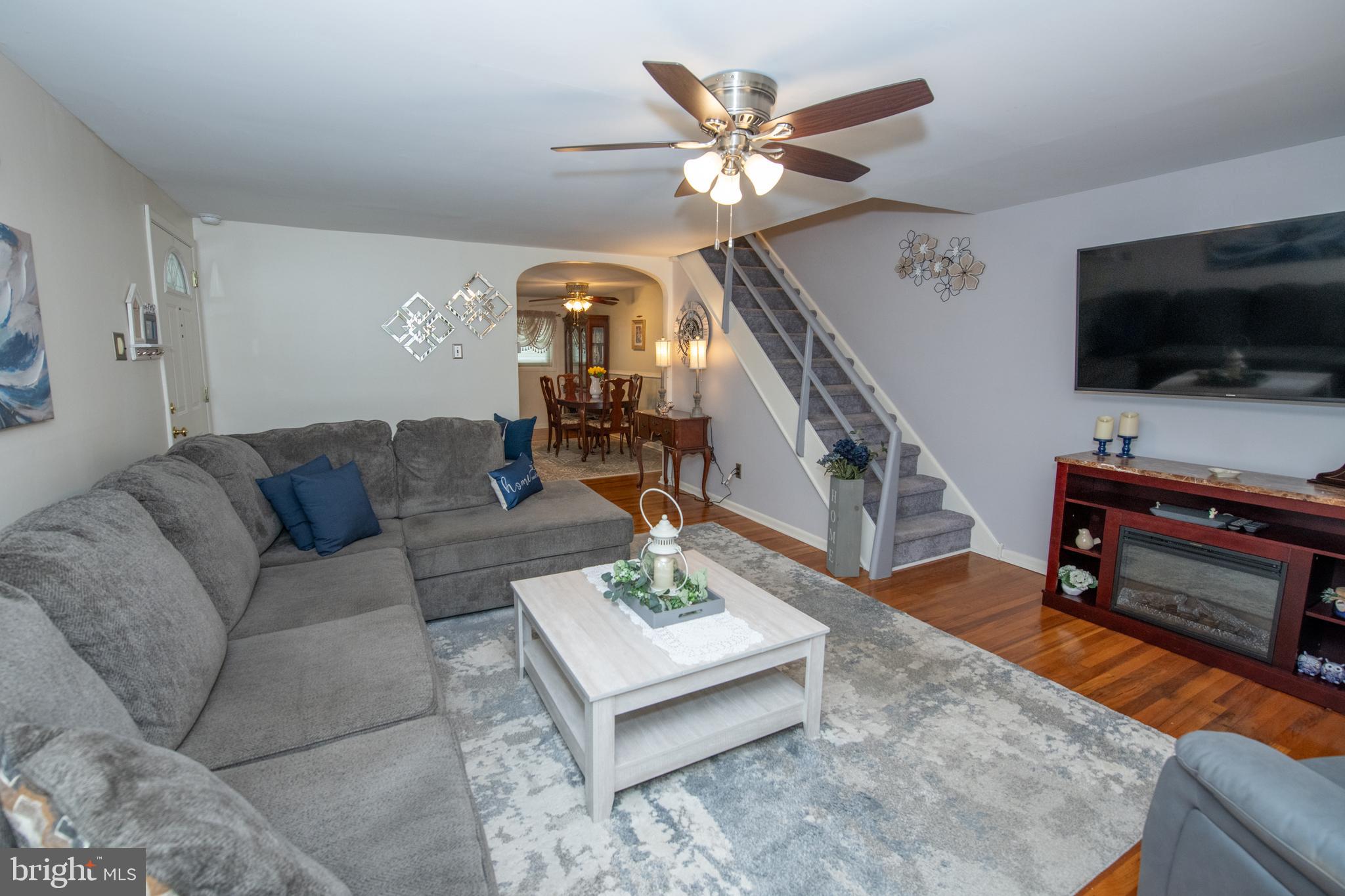 2813 Shelly Road Philadelphia, PA 19152 - Photo 6 of 53 Gallery Image 6
