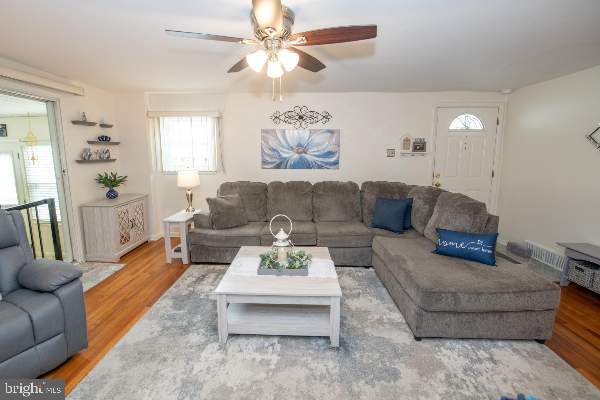 2813 Shelly Road Philadelphia, PA 19152 - Photo 9 of 53 Gallery Image 9