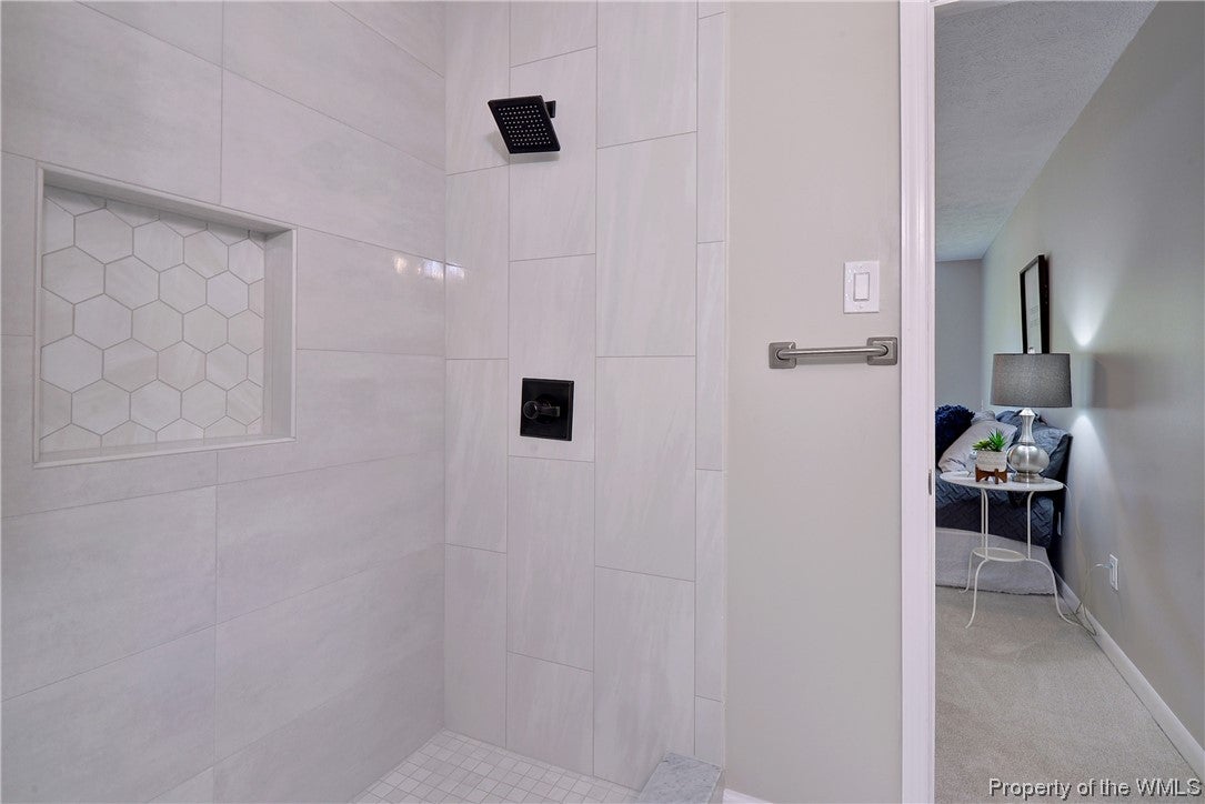 6 Fox Gate Way Hampton, VA 23664 - Photo 22 of 45 Gallery Image 22