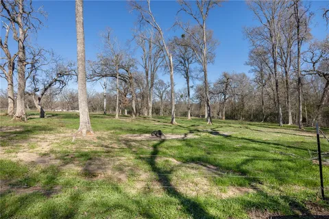 $229,900 | 3 Hearne Tx 77859, Hearne, TX 77859