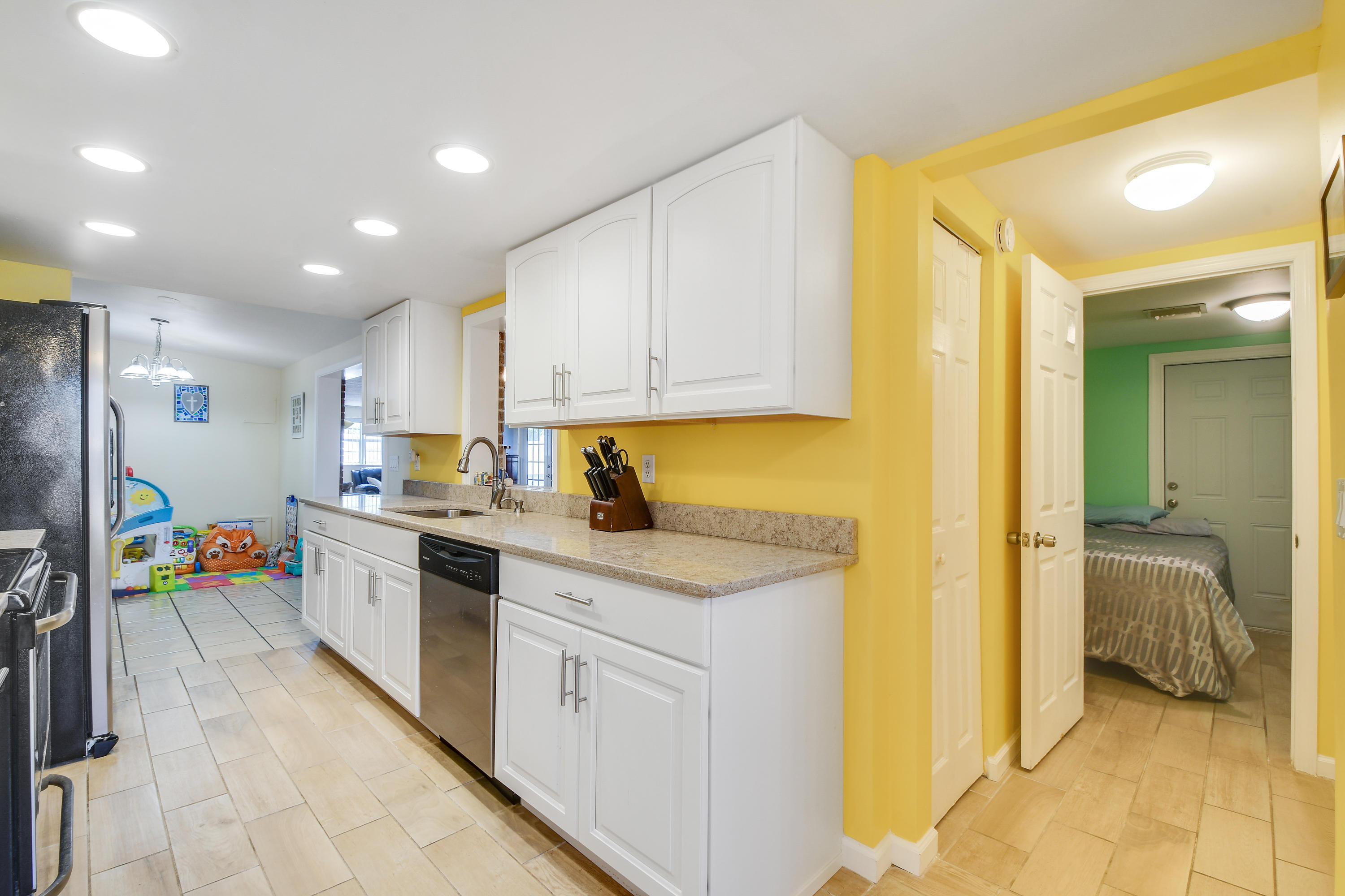 3774 Catalina Road Palm Beach Gardens, FL 33410 - Photo 14 of 29 DSC_2982