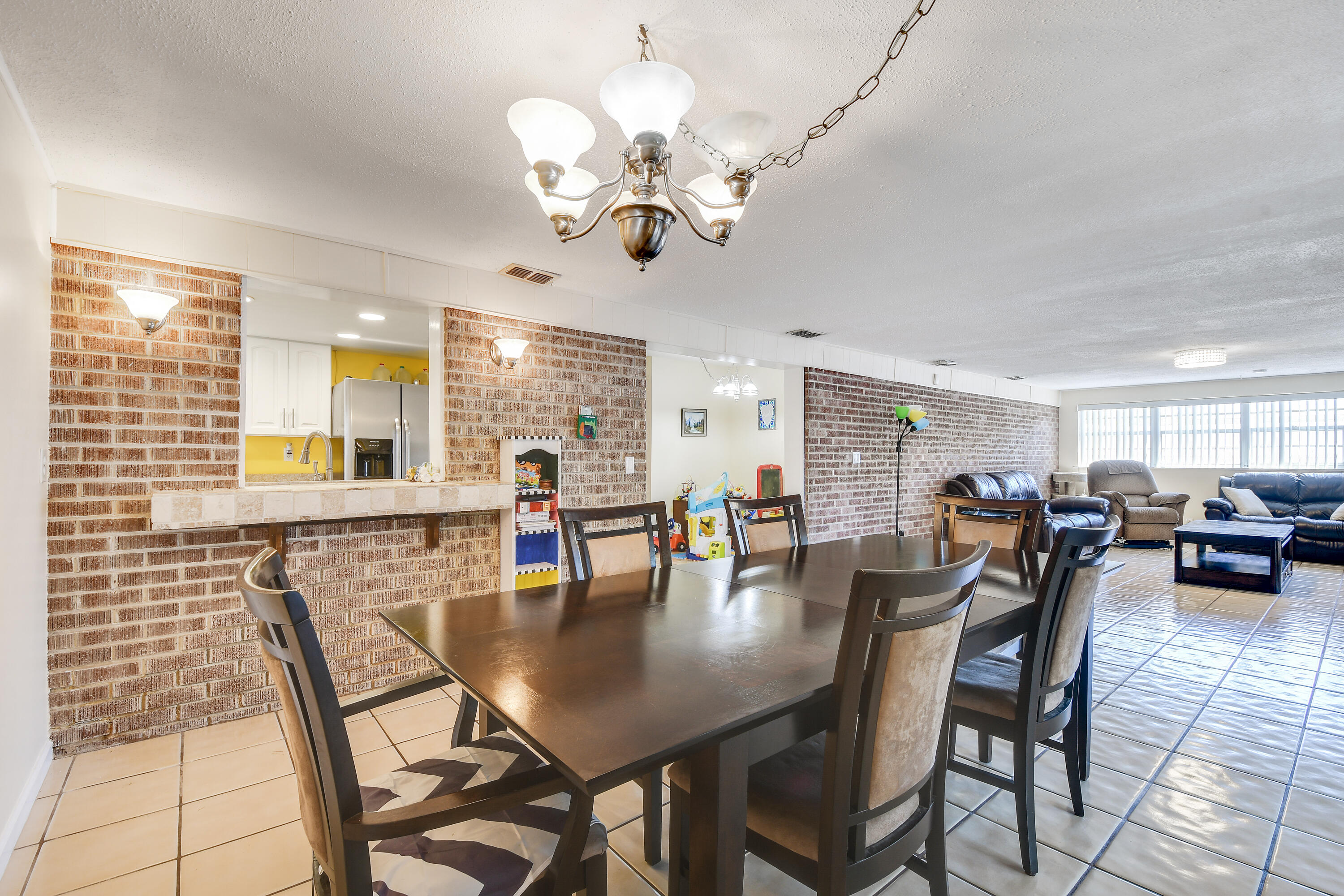 3774 Catalina Road Palm Beach Gardens, FL 33410 - Photo 7 of 29 DSC_2949