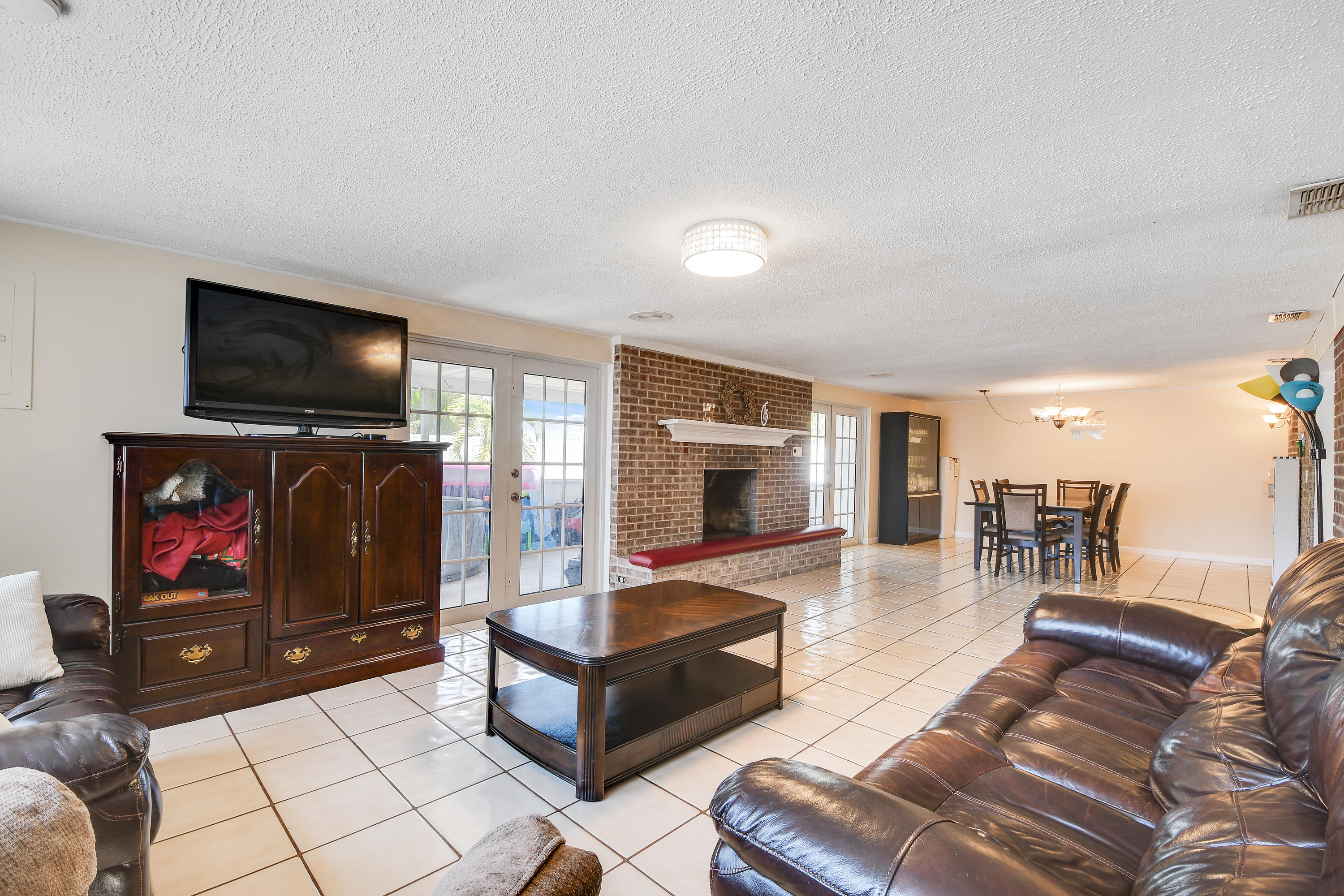 3774 Catalina Road Palm Beach Gardens, FL 33410 - Photo 9 of 29 DSC_2958