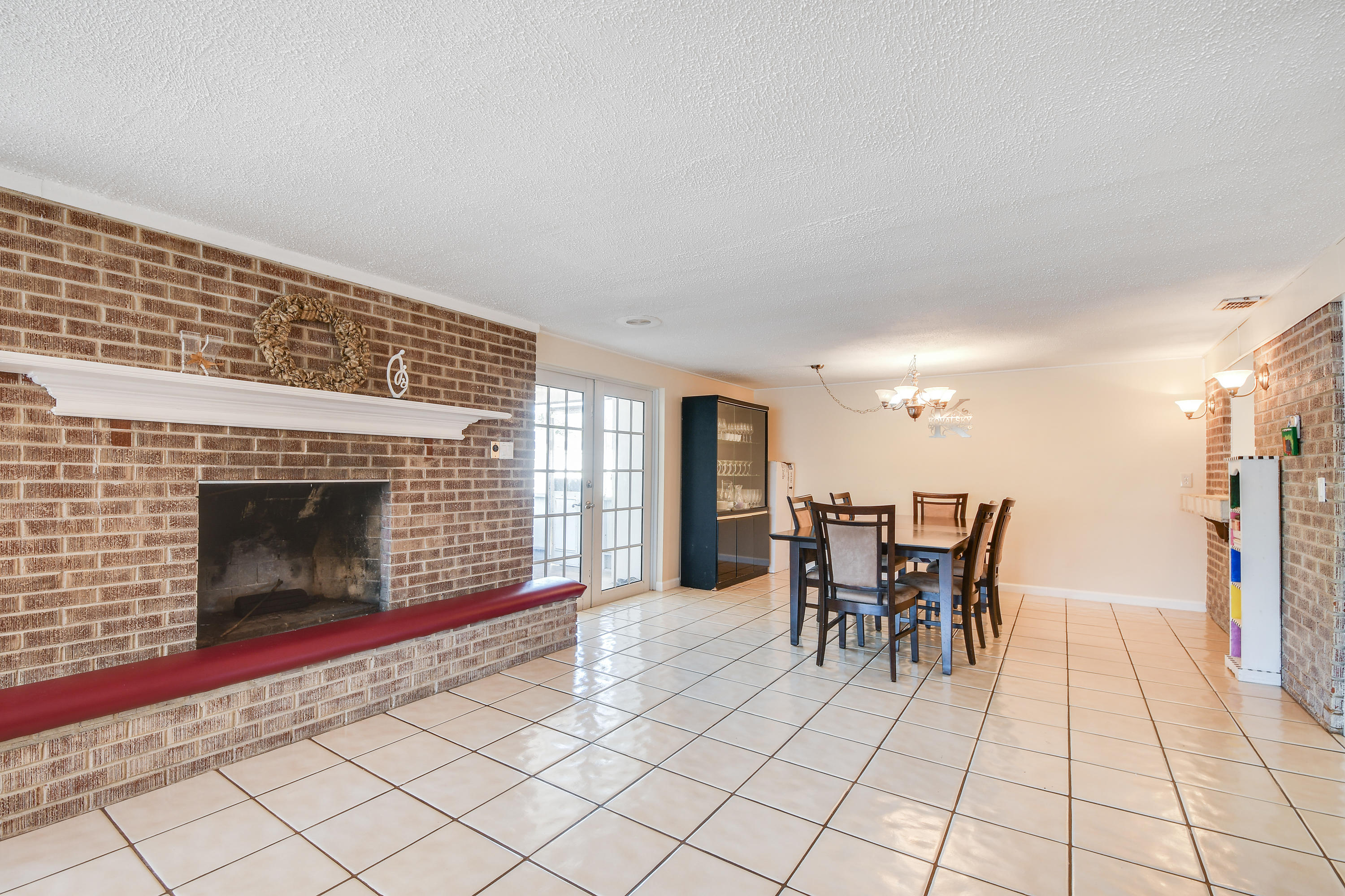 3774 Catalina Road Palm Beach Gardens, FL 33410 - Photo 10 of 29 DSC_2964