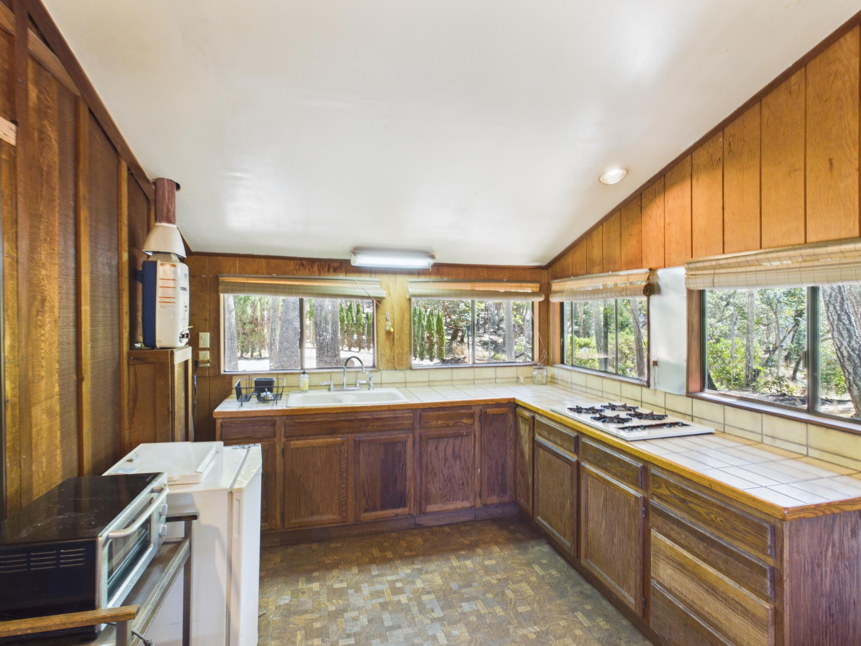 11551 Drewry Road Garberville, CA 95542 - Photo 73 of 87