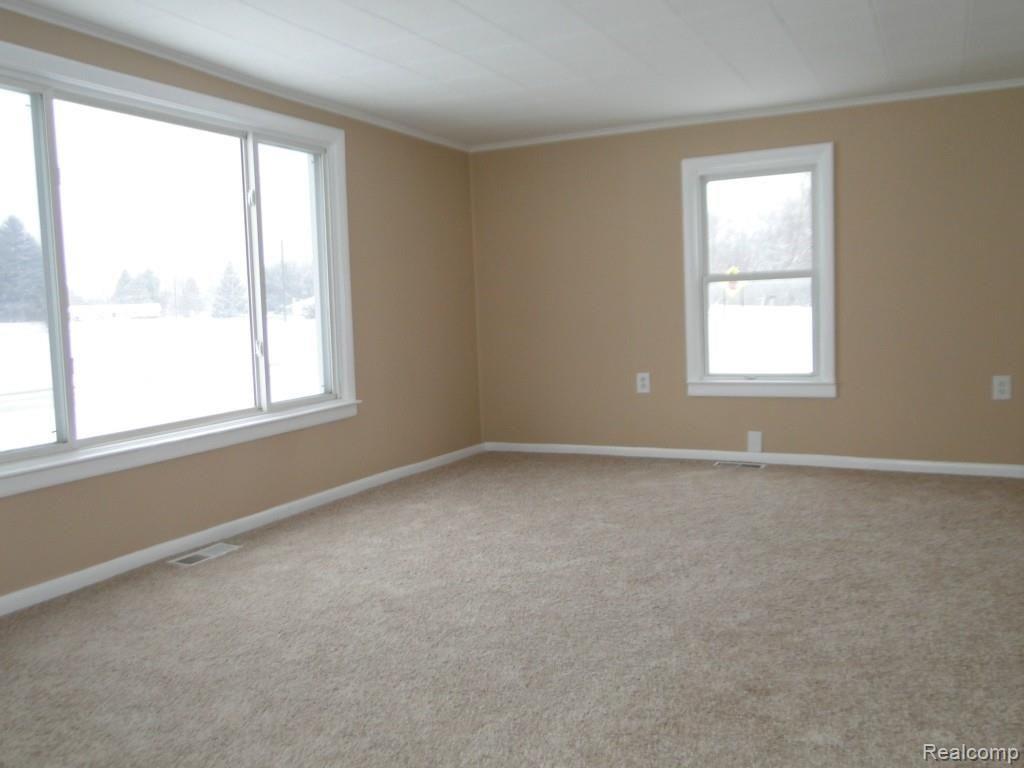 1064 Angle Road Lapeer, MI 48446 - Photo 7 of 28 Living Room