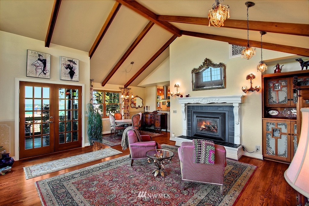 10654 Northeast Valley Road Bainbridge Island, WA 98110 - Photo 11 of 22 Gallery Image 11