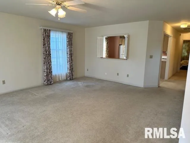 $152,000 | 15 A Shenandoah Avenue, Jacksonville, IL 62650