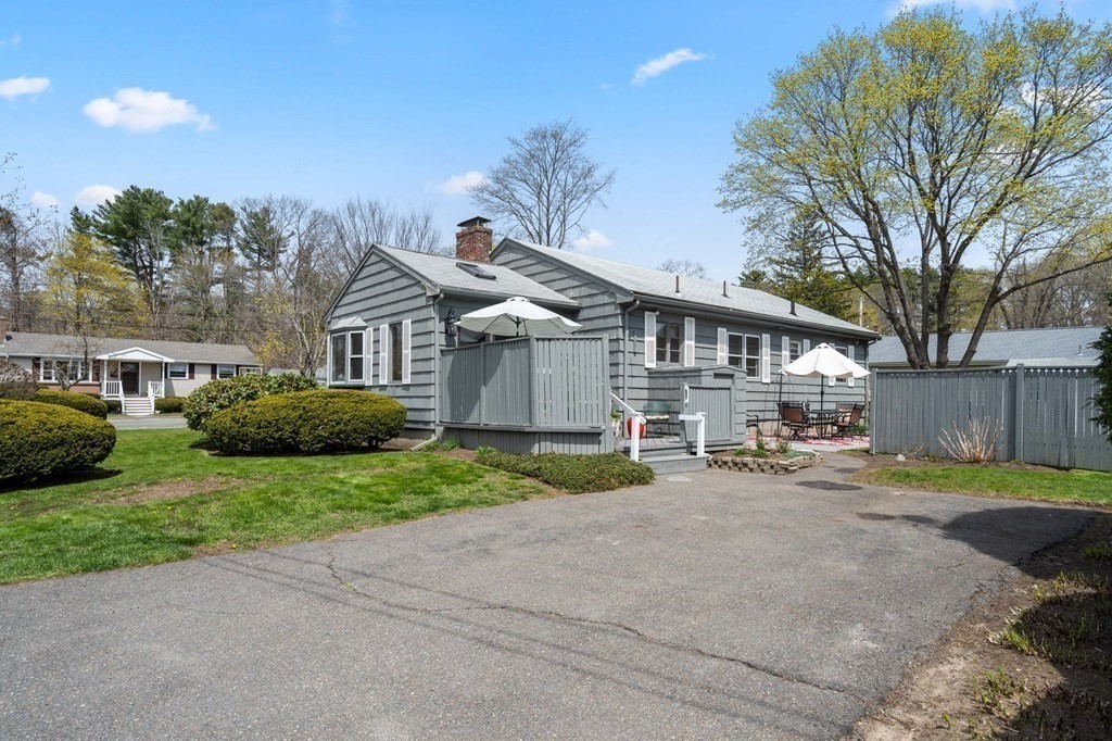 4 Dyer Road Beverly, MA 01915 - Photo 25 of 26 Gallery Image 25