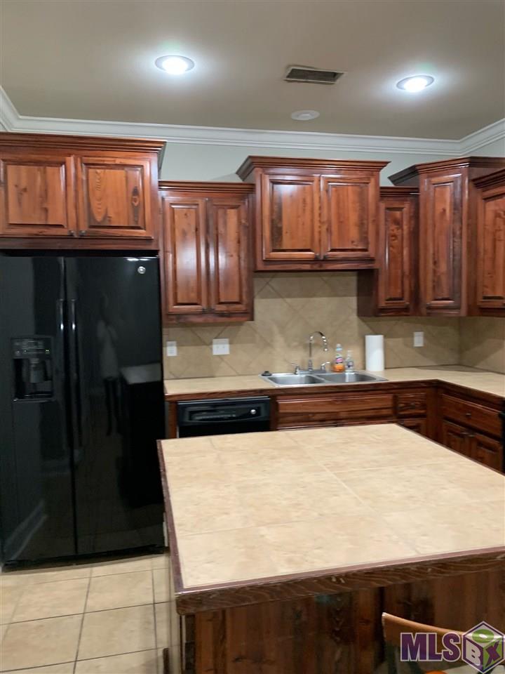 3937 Cypress Hall Drive Addis, LA 70710 - Photo 6 of 8