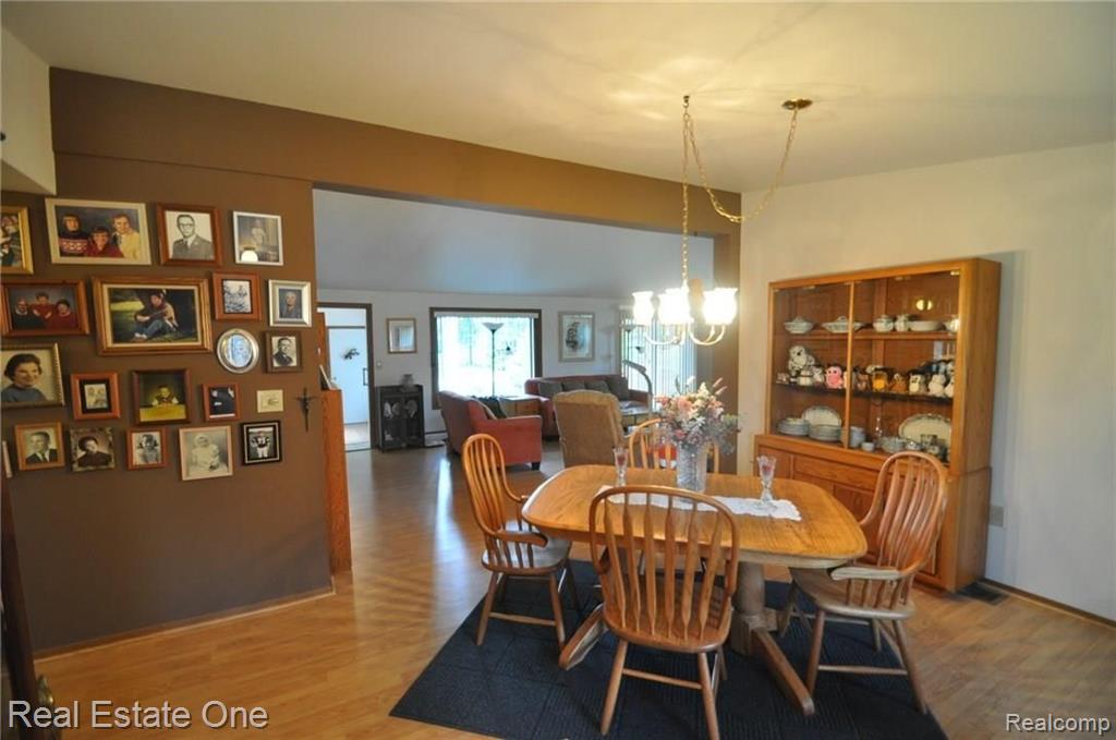 2232 London Bridge Drive Rochester Hills, MI 48307 - Photo 8 of 29