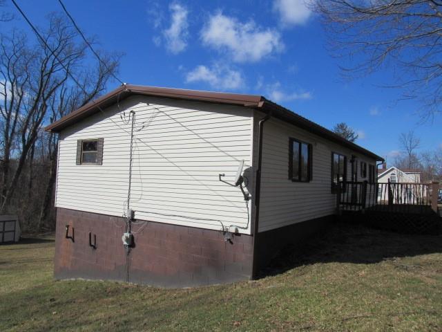 276 Bennington Road Hopwood, PA 15445 - Photo 3 of 23 Gallery Image 3