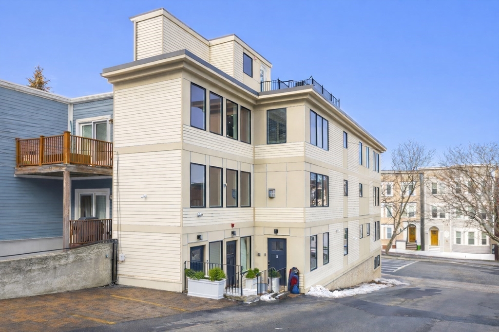 435 East 3rd Street, Unit 2 Boston, MA 02127 - Photo 22 of 25