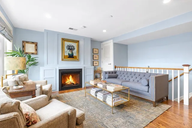 $1,149,000 | 435 East 3rd Street, Unit 2, Boston, MA 02127