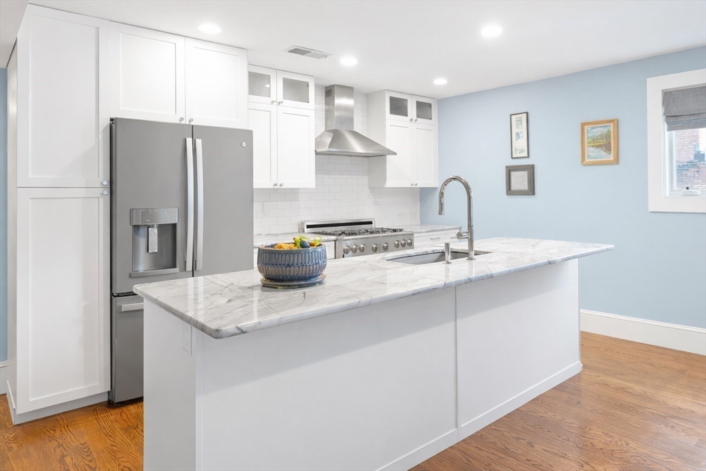 435 East 3rd Street, Unit 2 Boston, MA 02127 - Photo 9 of 25