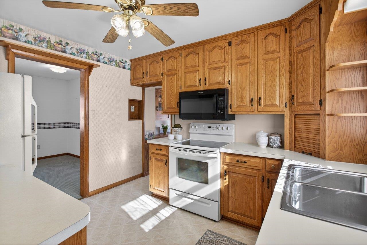 1125 Harman Road Harrisonburg, VA 22802 - Photo 23 of 57 Plenty of Natural Light