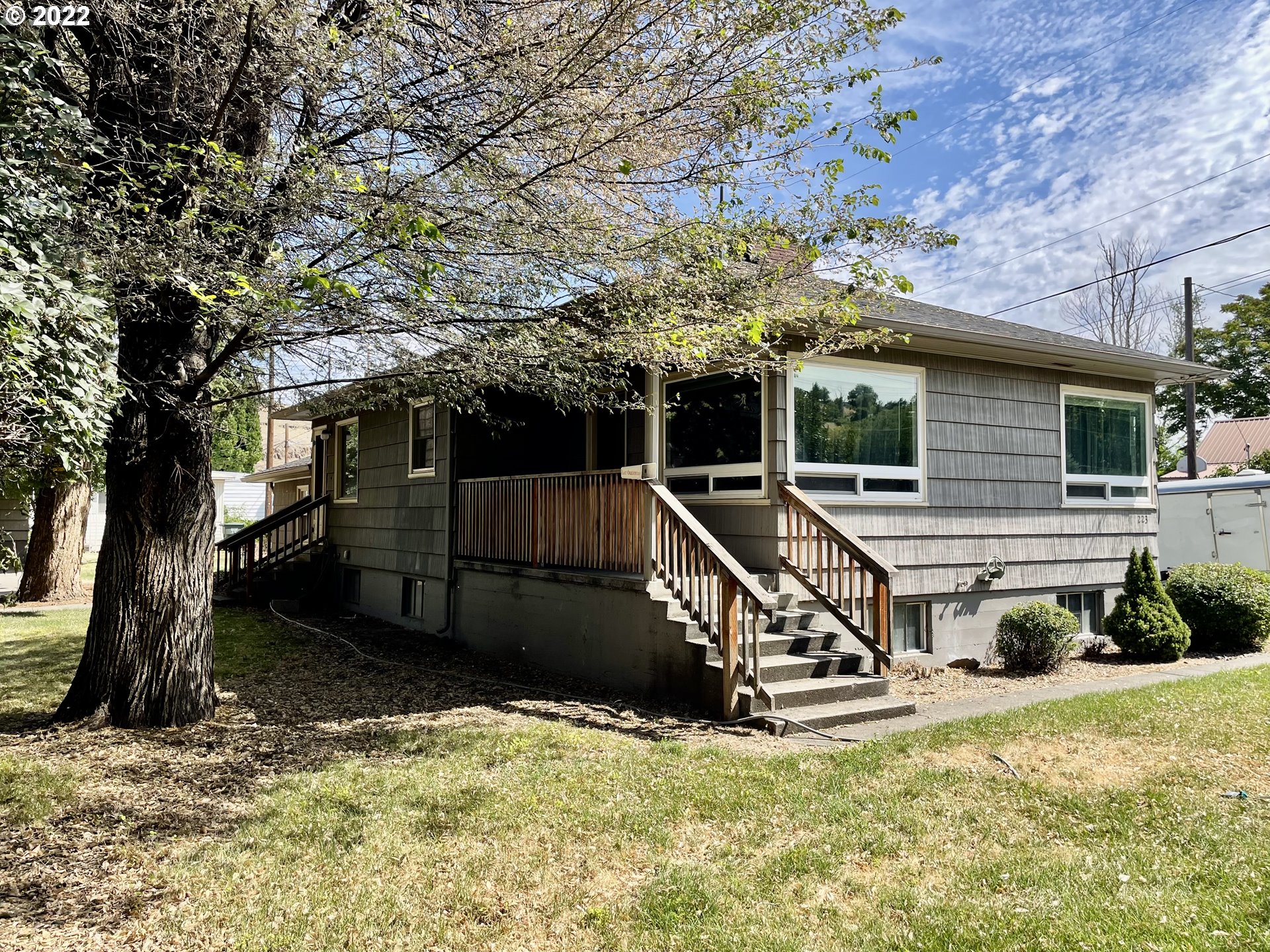 223 Southeast 16th Street Pendleton, OR 97801 - Photo 2 of 24 Gallery Image 2