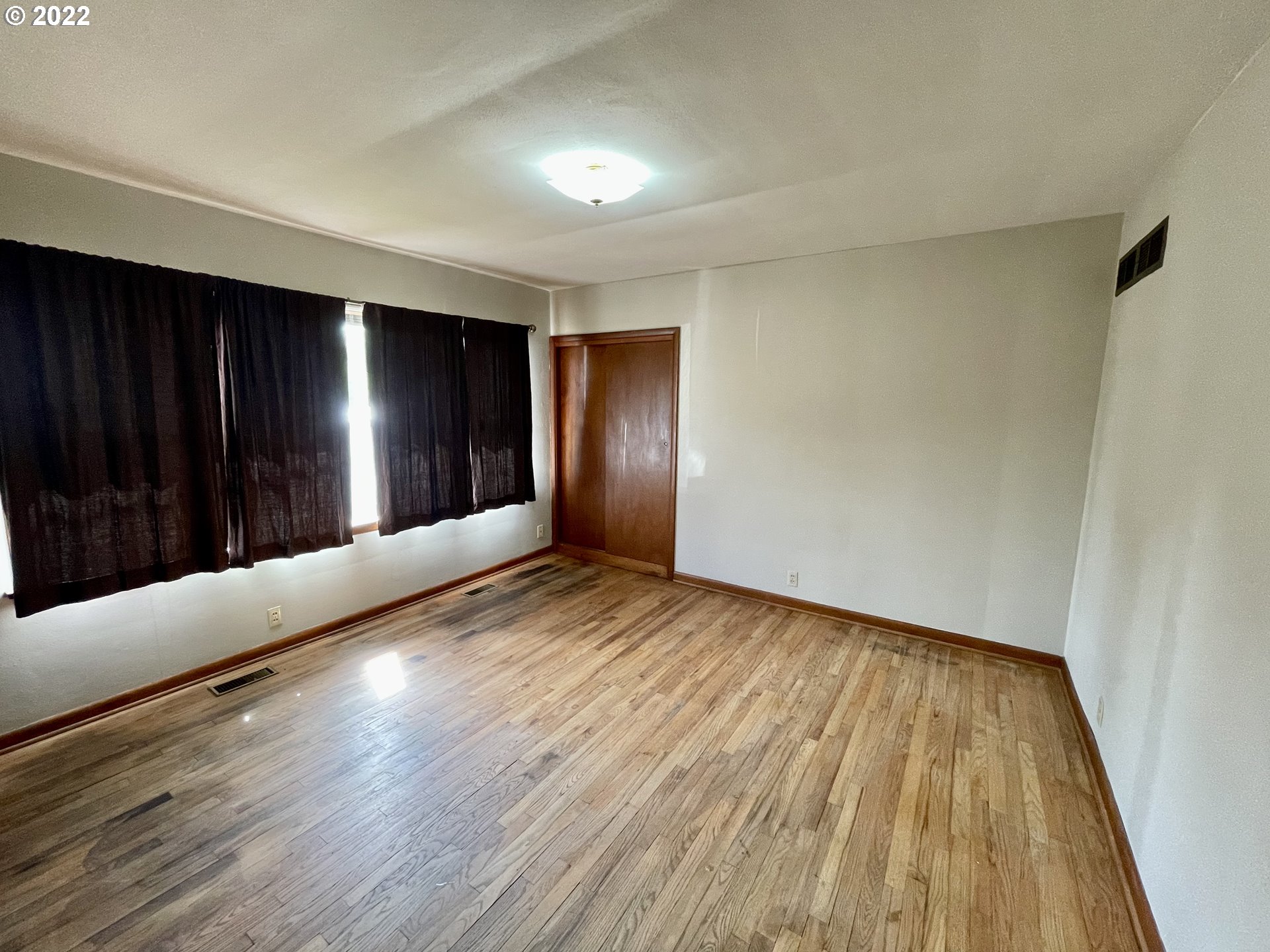 223 Southeast 16th Street Pendleton, OR 97801 - Photo 9 of 24 Gallery Image 9