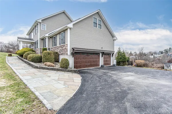 $1,150,000 | 42 Reserve Way, LaGrangeville, NY 12540