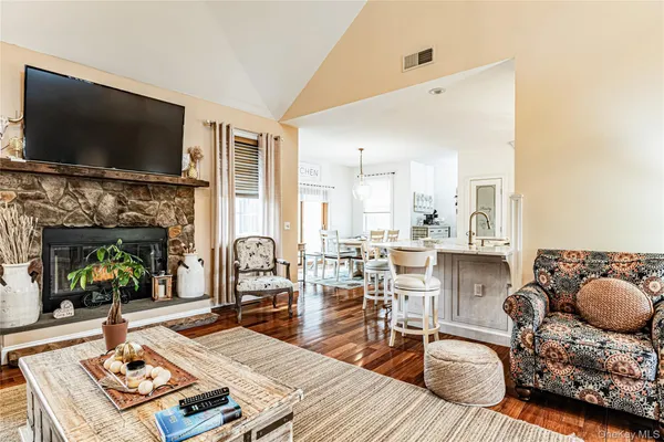 $1,150,000 | 42 Reserve Way, LaGrangeville, NY 12540