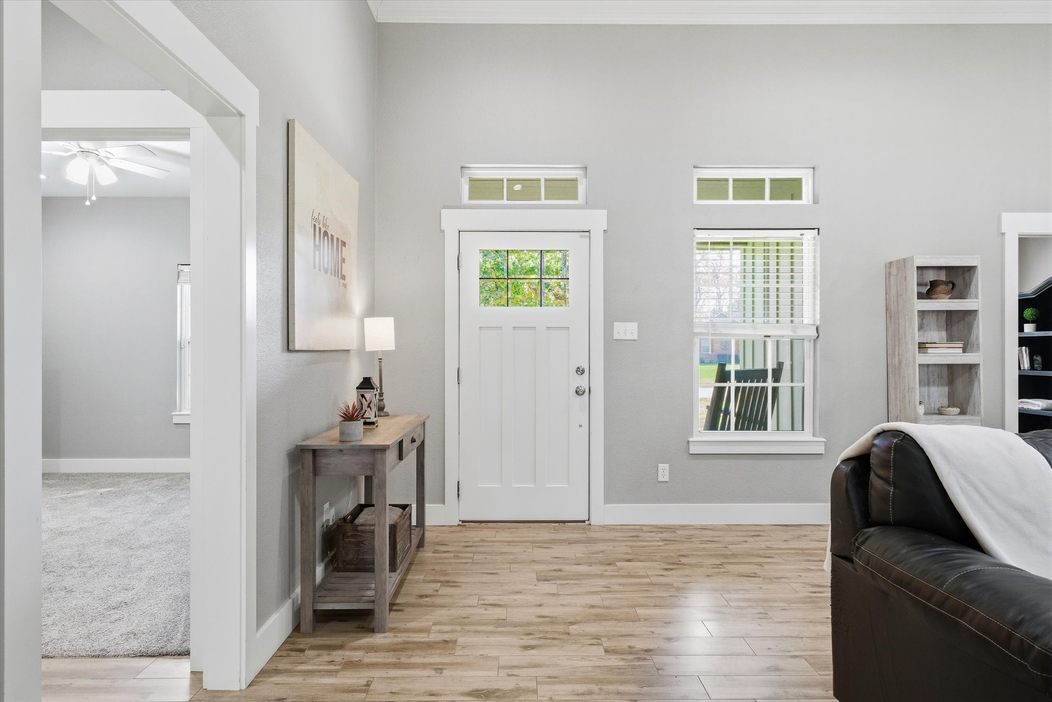 271 Rscr 4269 Emory, TX 75440 - Photo 14 of 48 a view of hall way with furniture and windows