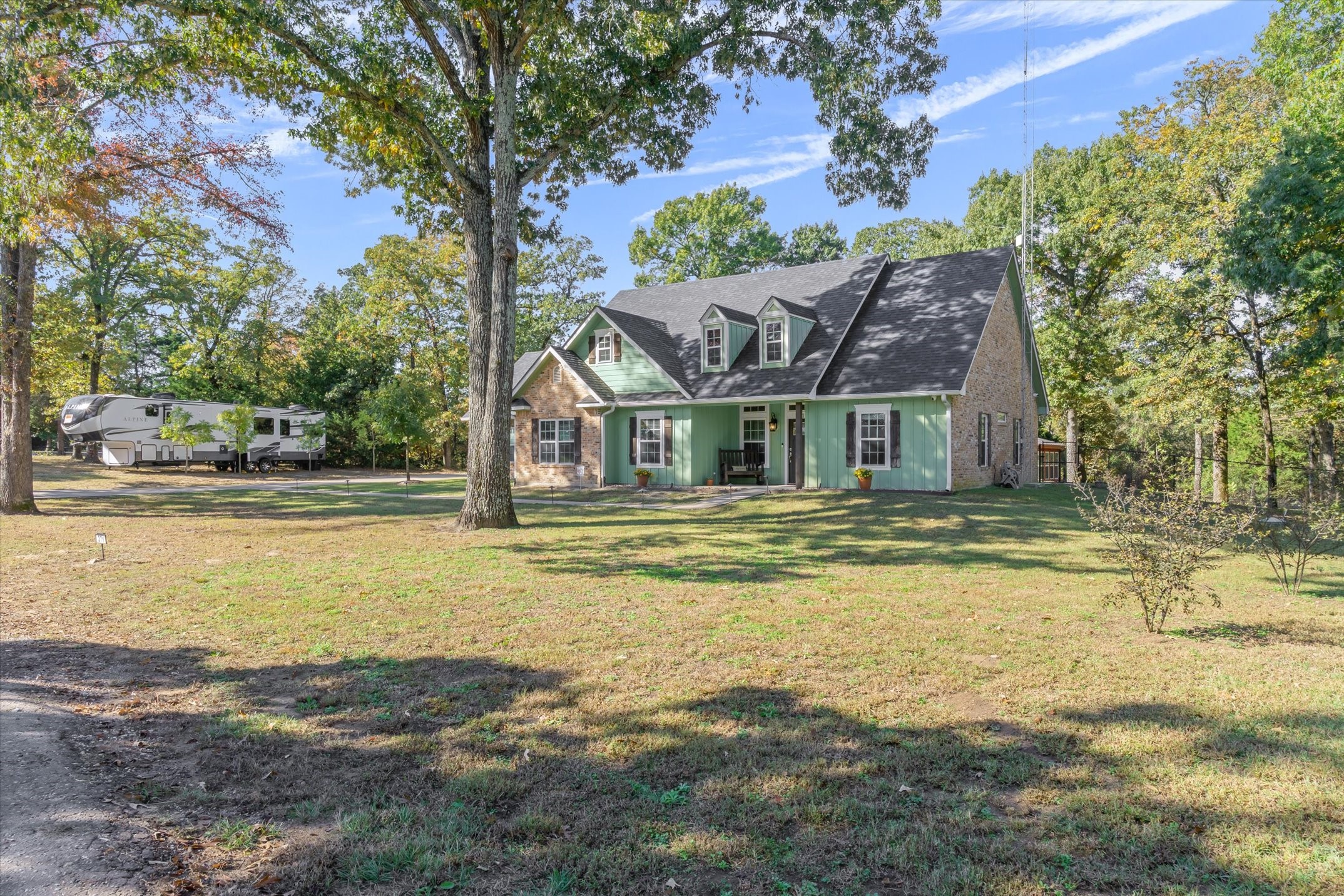 271 Rscr 4269 Emory, TX 75440 - Photo 2 of 48 a house view with swimming pool in front of it