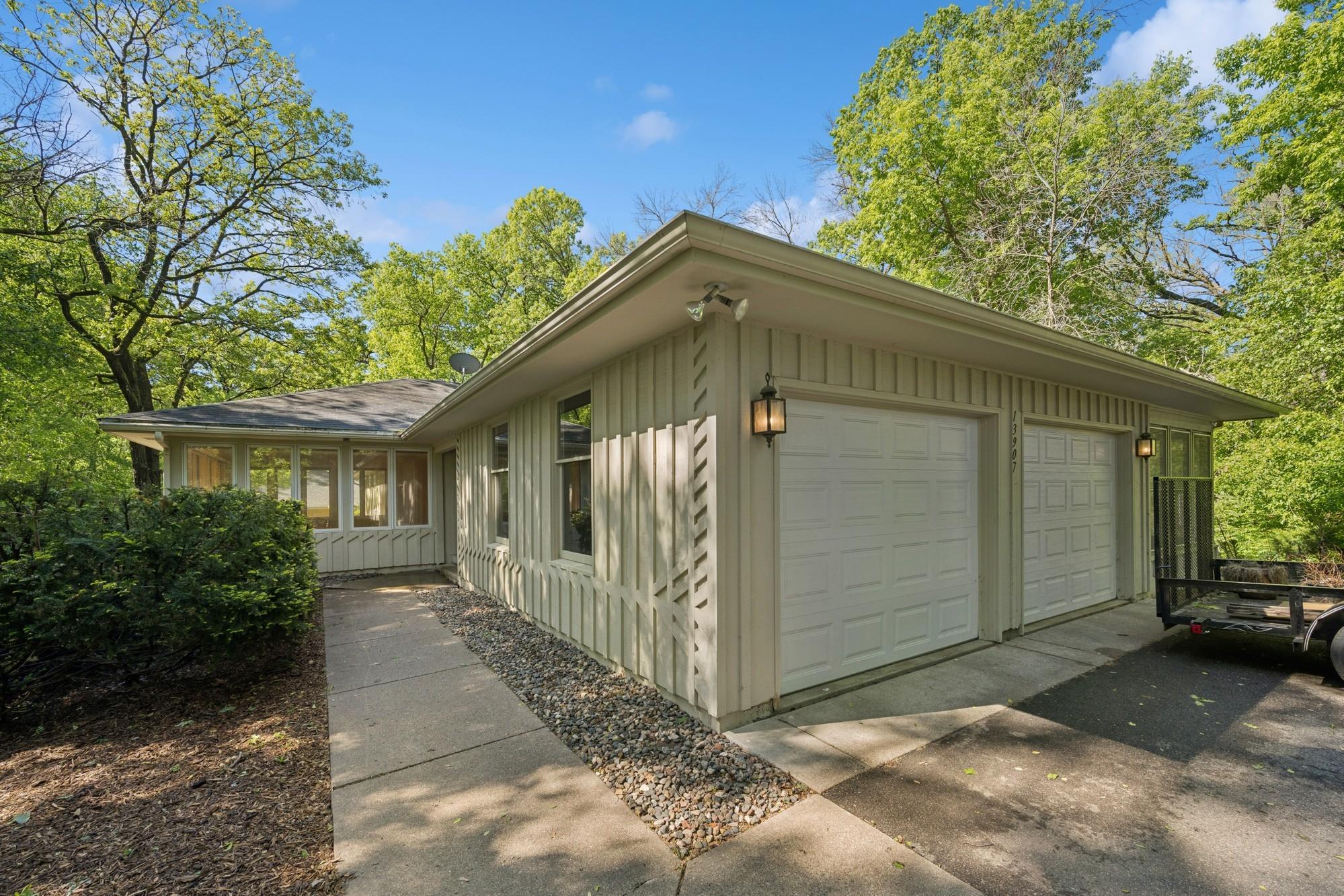 13907 McGinty Road East Hopkins, MN 55305 - Photo 3 of 43 Gallery Image 3