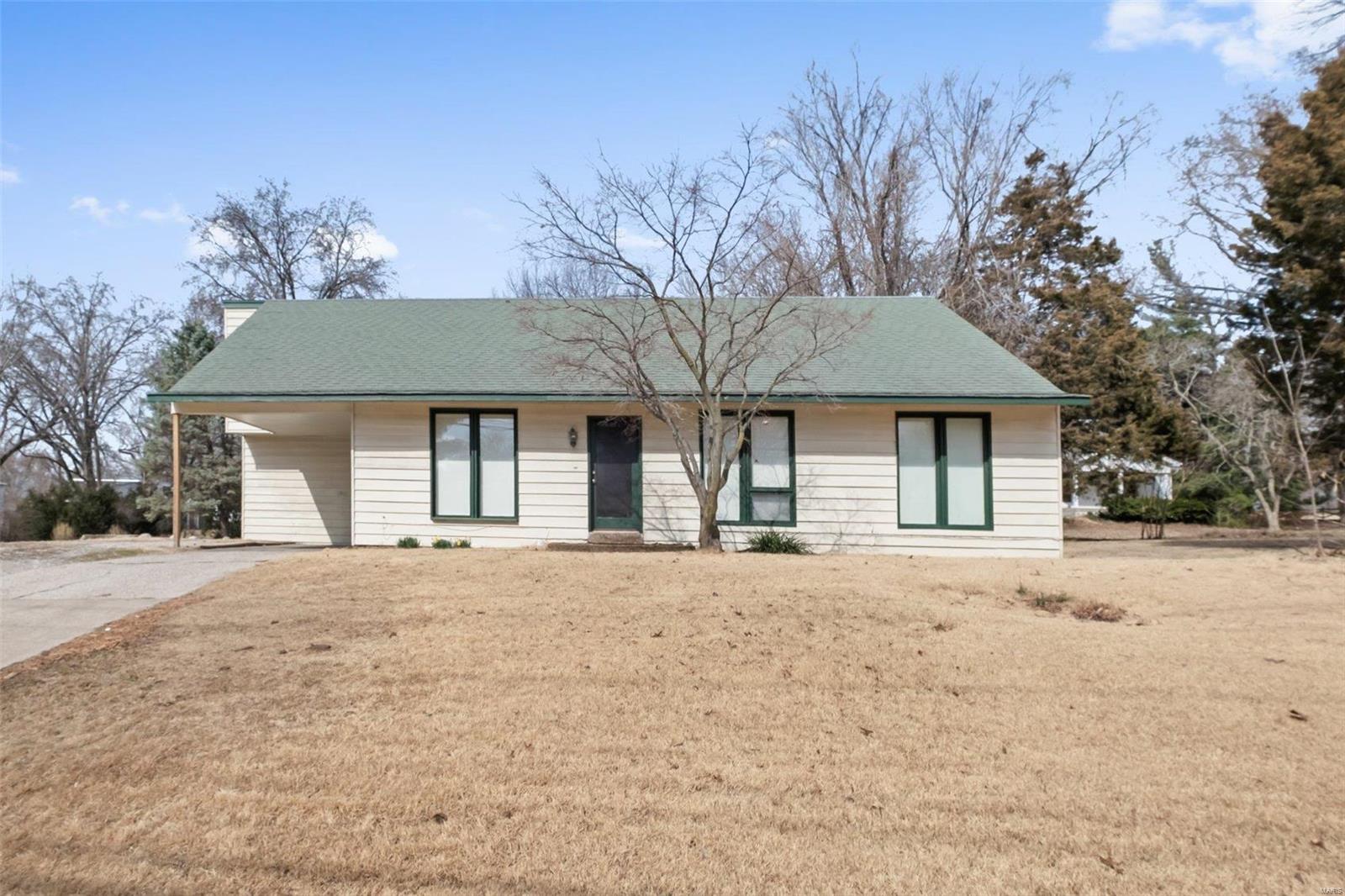 4003 Parker Road Florissant, MO 63033 - Photo 1 of 26 Gallery Image 1