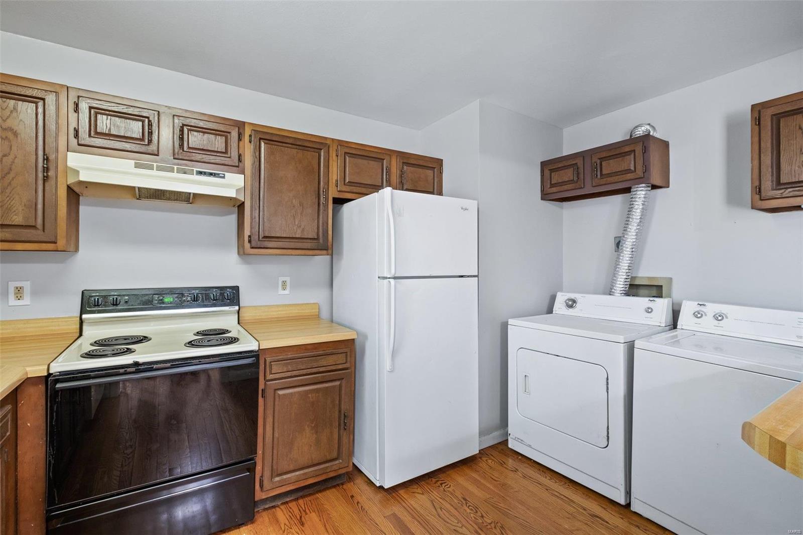 4003 Parker Road Florissant, MO 63033 - Photo 8 of 26 Gallery Image 8