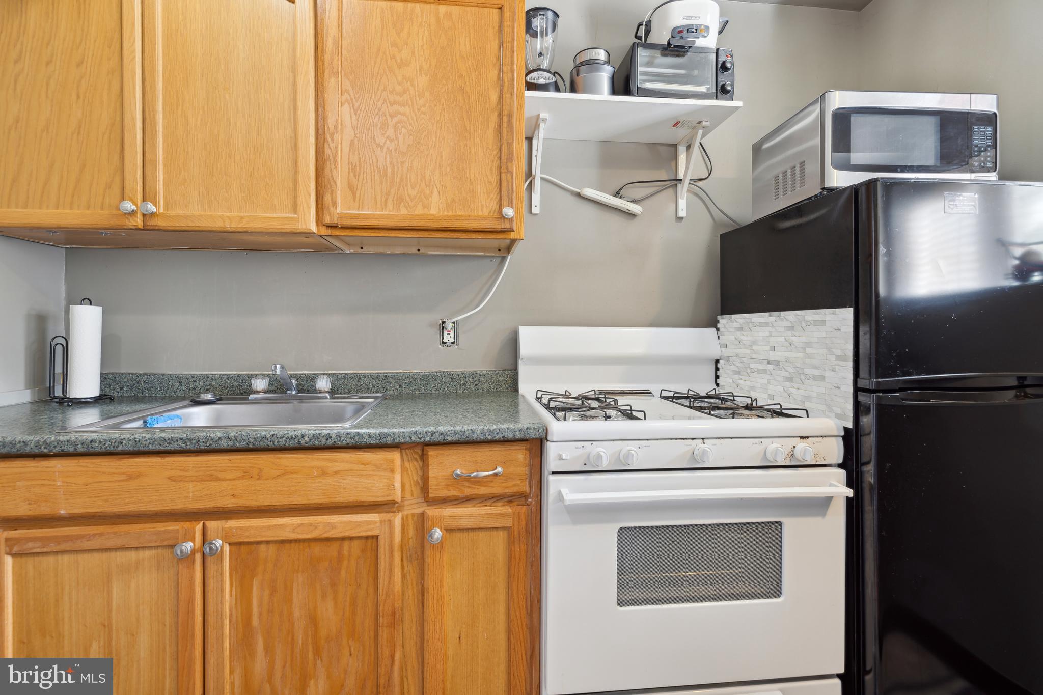 316 West Deer Park Road, Unit 1B Gaithersburg, MD 20877 - Photo 16 of 36