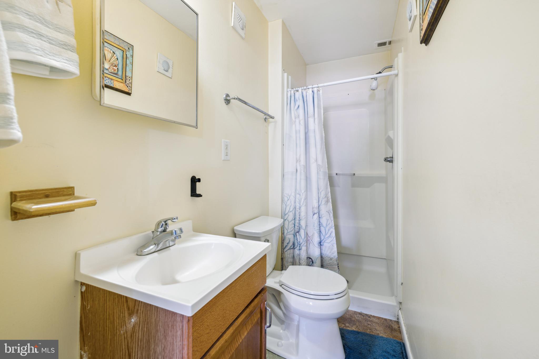 316 West Deer Park Road, Unit 1B Gaithersburg, MD 20877 - Photo 19 of 36