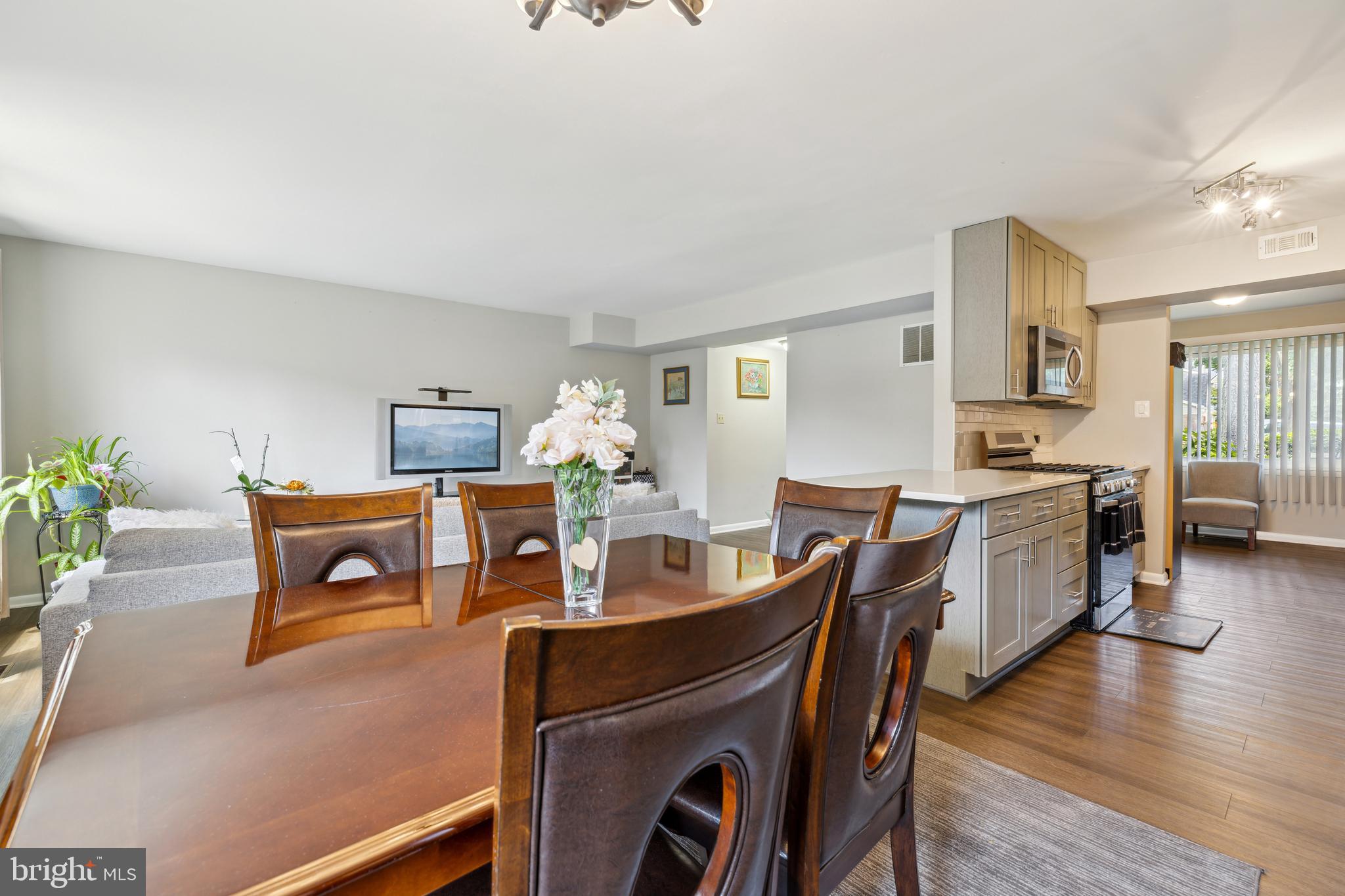 316 West Deer Park Road, Unit 1B Gaithersburg, MD 20877 - Photo 6 of 36