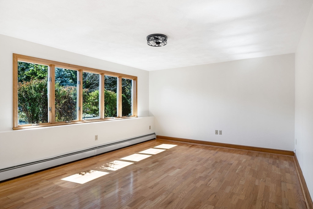 34 Andrews Road Wakefield, MA 01880 - Photo 13 of 23