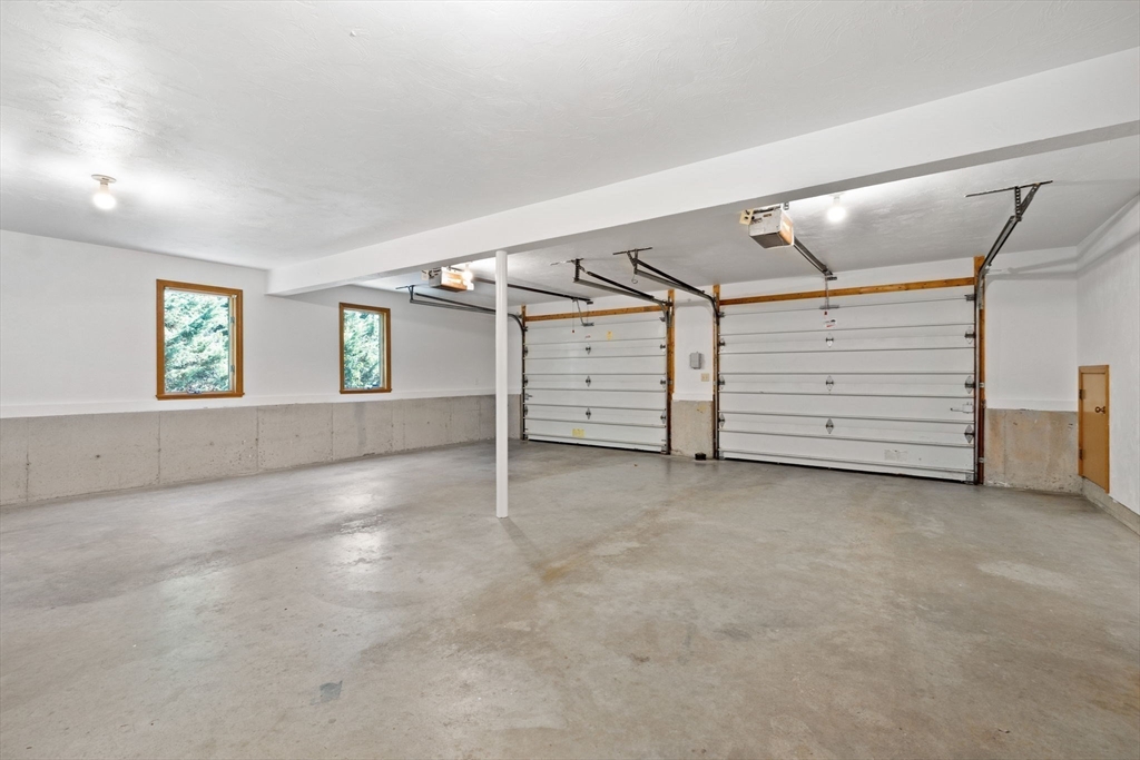 34 Andrews Road Wakefield, MA 01880 - Photo 18 of 23