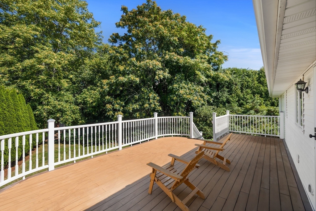 34 Andrews Road Wakefield, MA 01880 - Photo 19 of 23