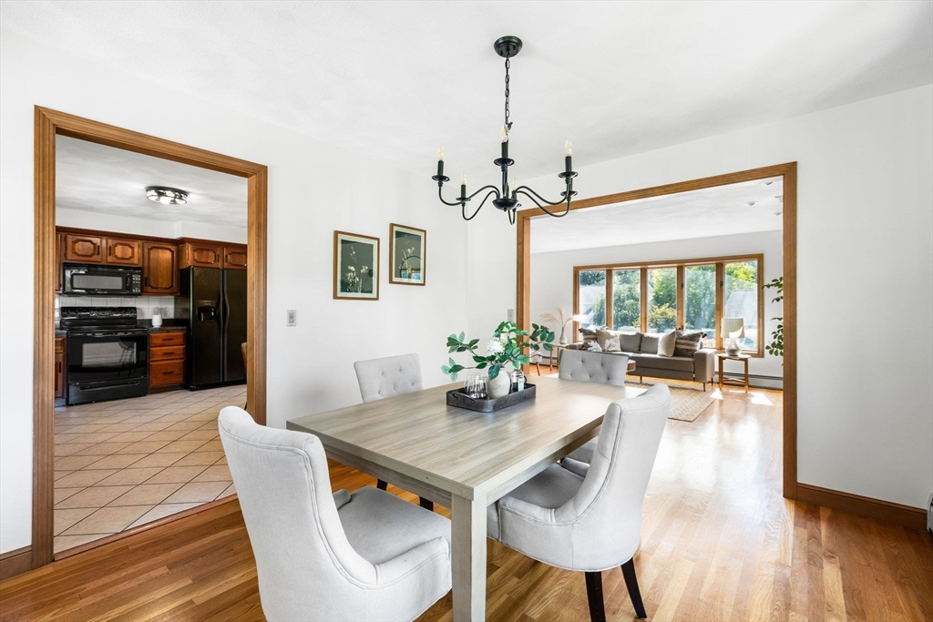 34 Andrews Road Wakefield, MA 01880 - Photo 5 of 23