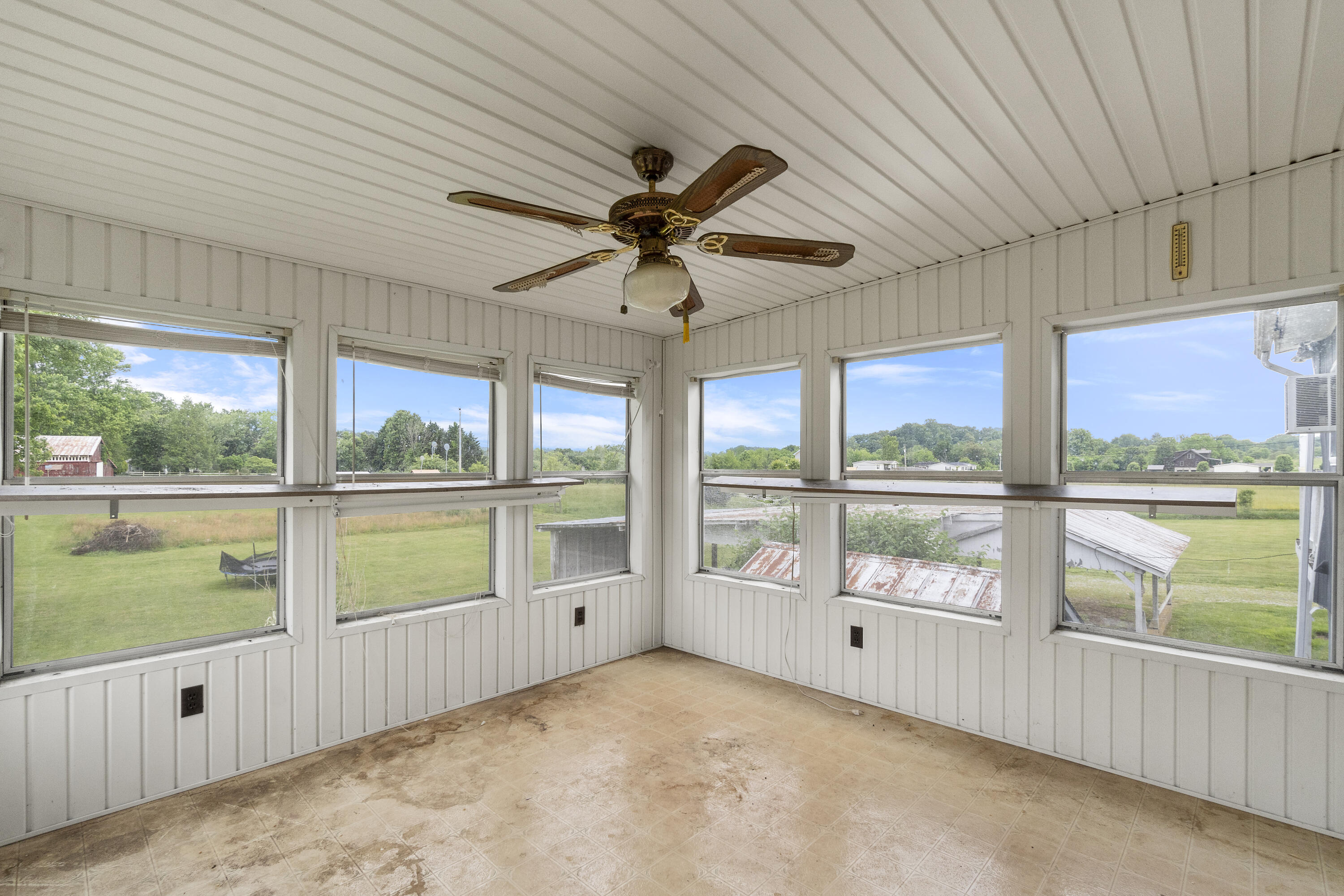1910 Ripley Island Road Afton, TN 37616 - Photo 47 of 48 DSC06856