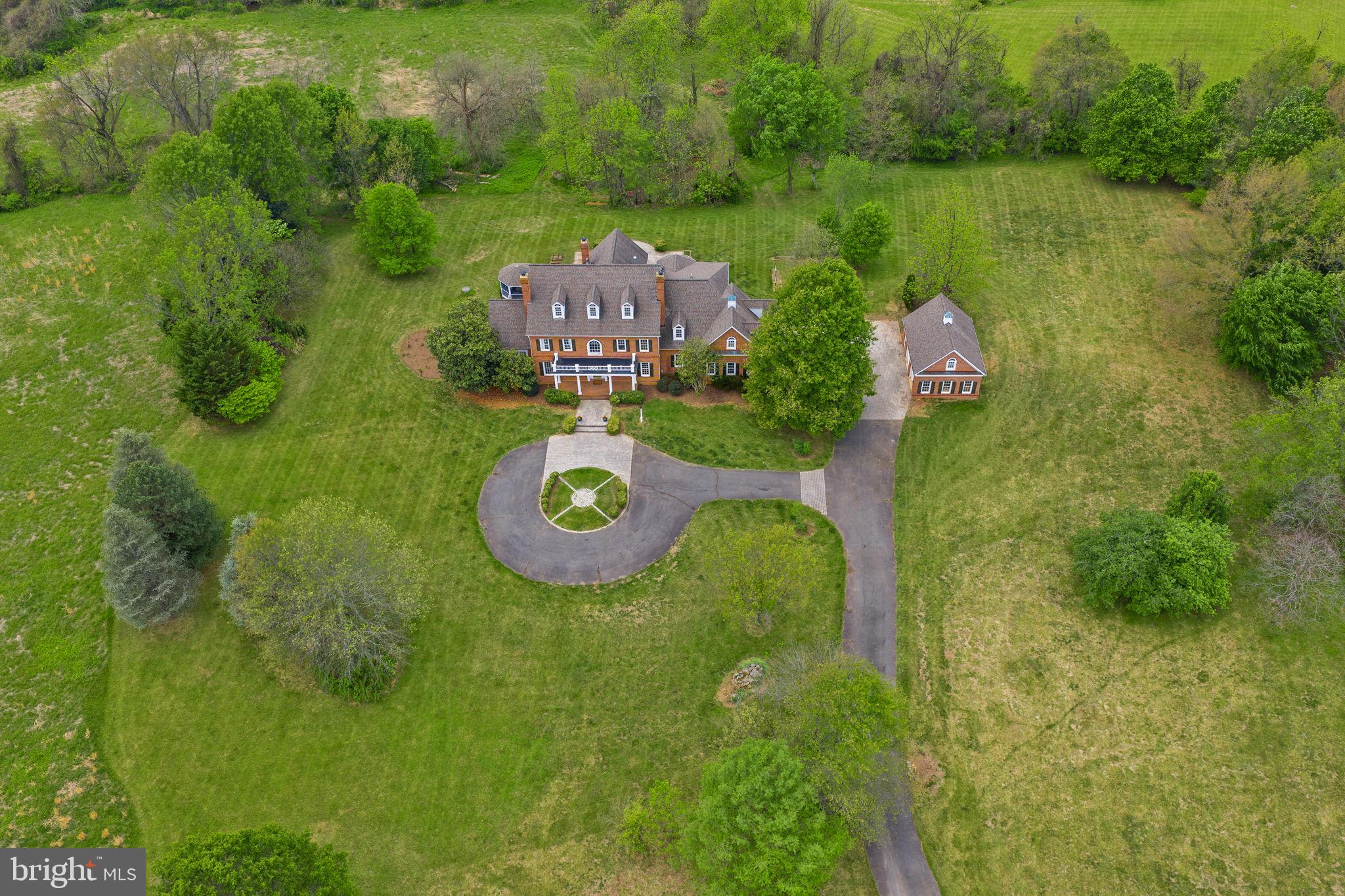 19207 Harmony Church Road Leesburg, VA 20175 - Photo 8 of 91 Gallery Image 8