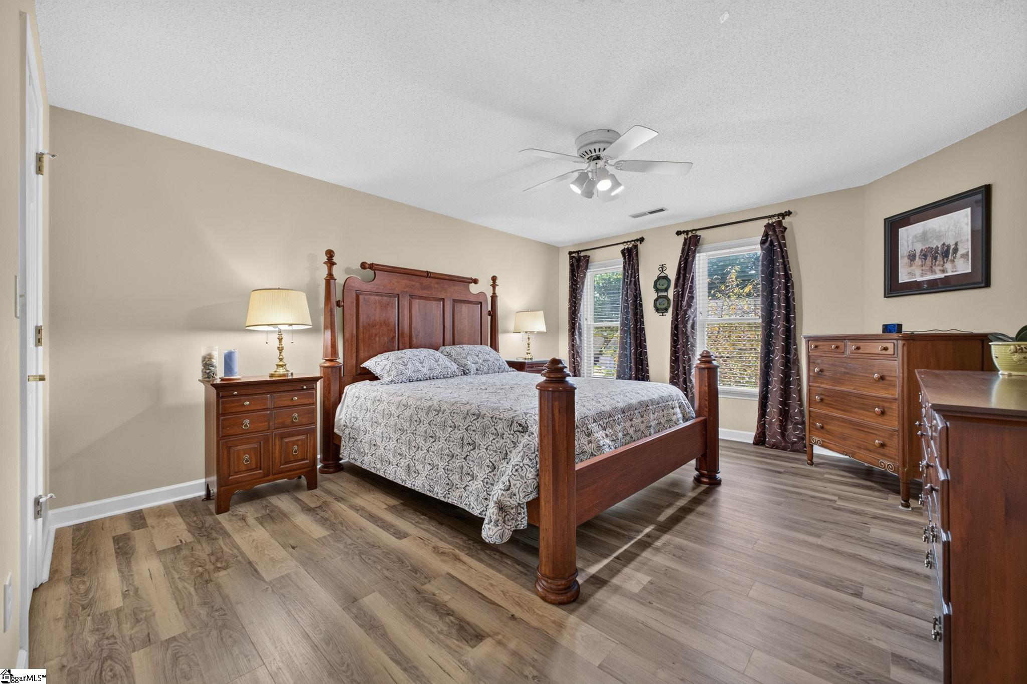 18 Middlecreek Way Greenville, SC 29607 - Photo 14 of 37 Gallery Image 14