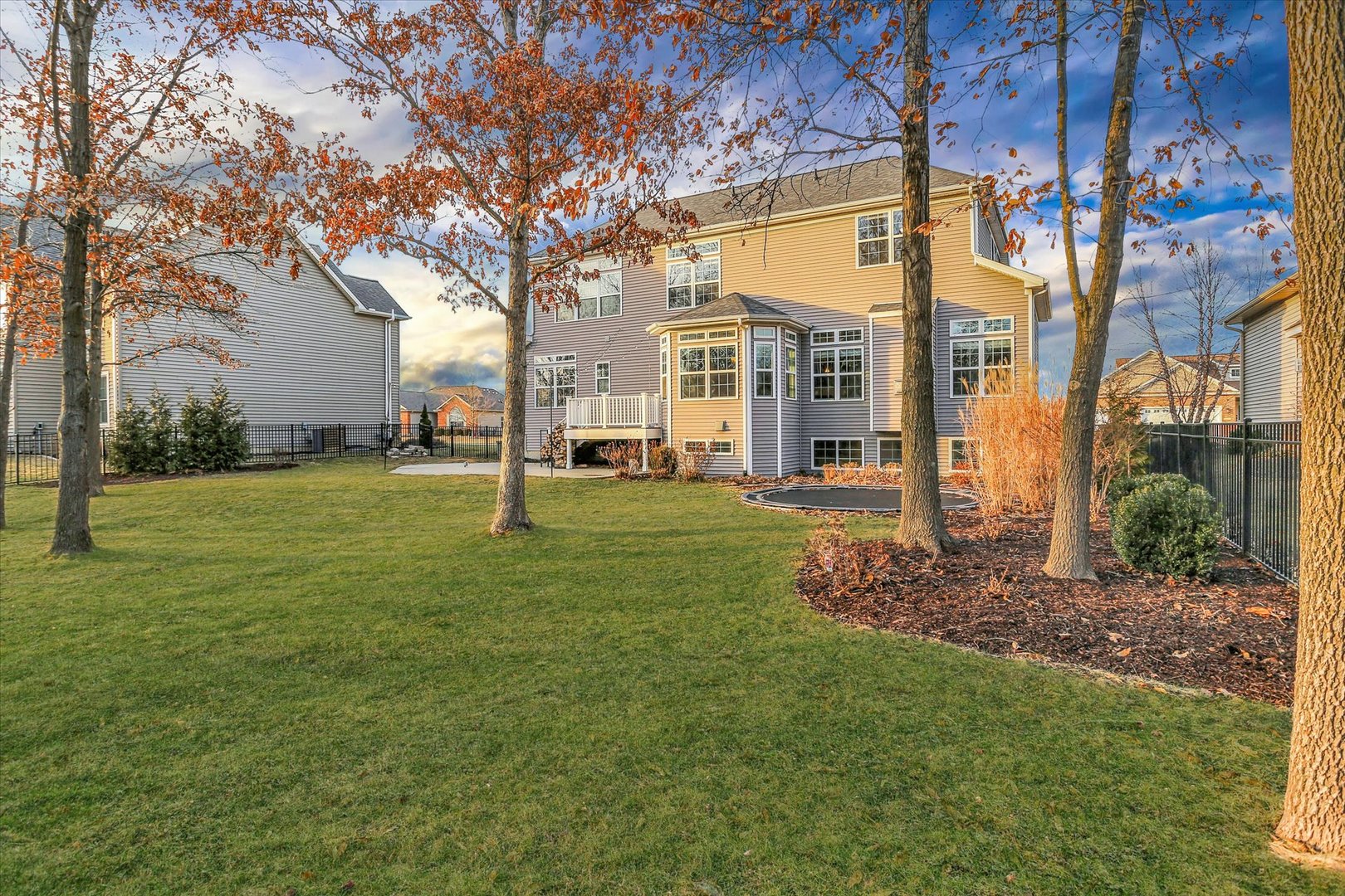 1209 East White Oak Road Mahomet, IL 61853 - Photo 8 of 121 Gallery Image 8