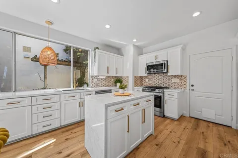 $1,495,000 | 7161 Tanager Drive, Carlsbad, CA 92011