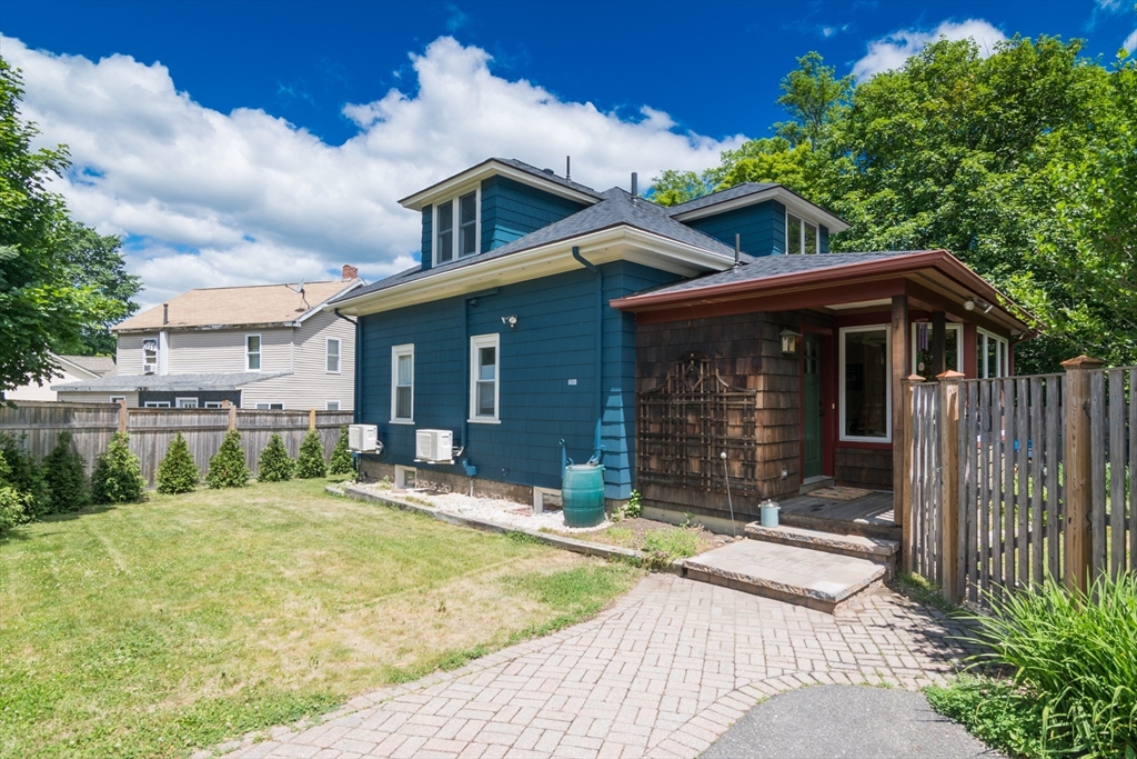 17 Florence Road Northampton, MA 01062 - Photo 1 of 42