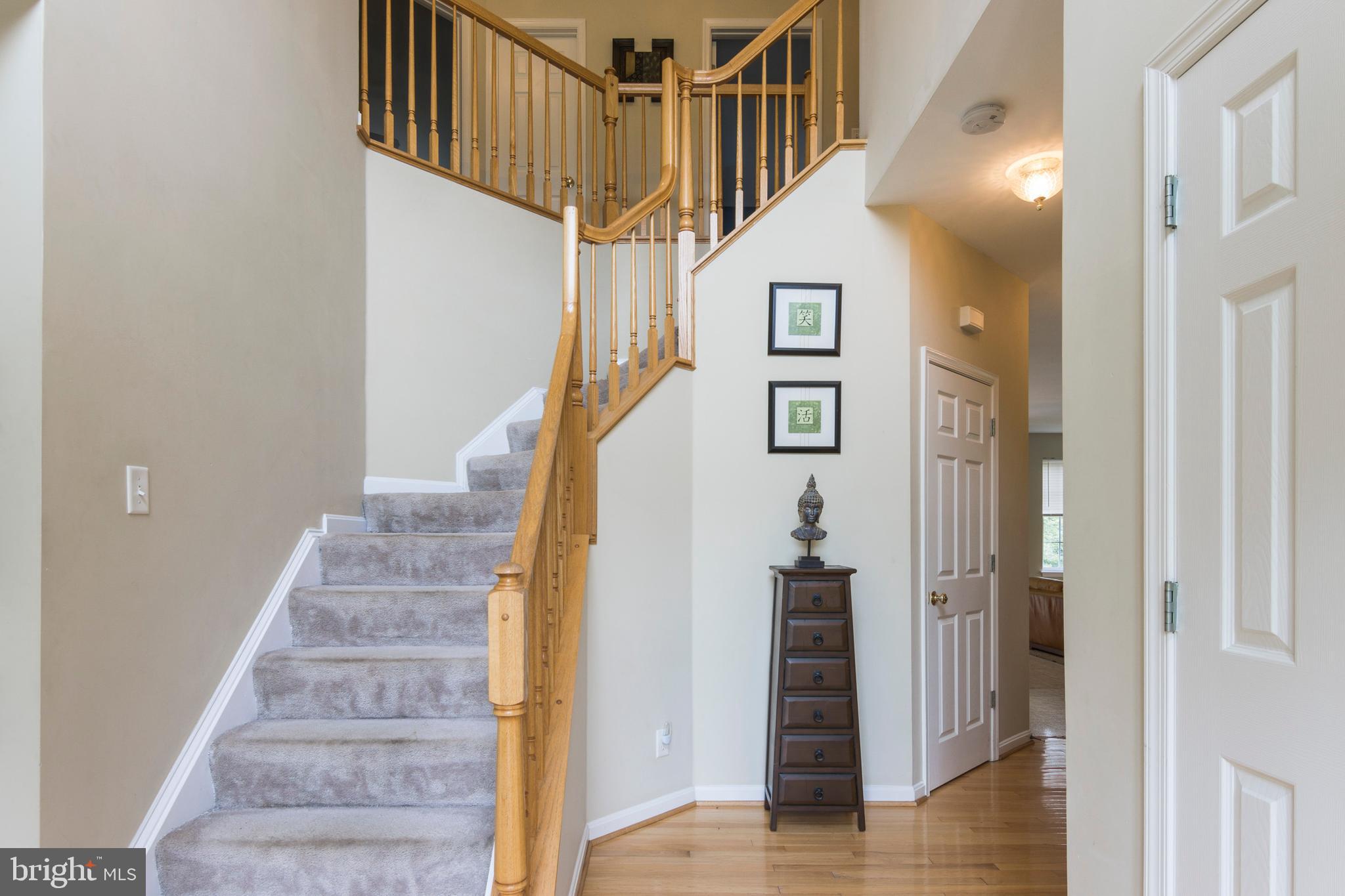 8640 Willow Run Road Windsor Mill, MD 21244 - Photo 4 of 37 Foyer