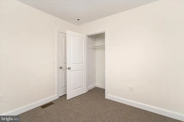 $1,800 | 656 Schiller Avenue, Hamilton, NJ 08610