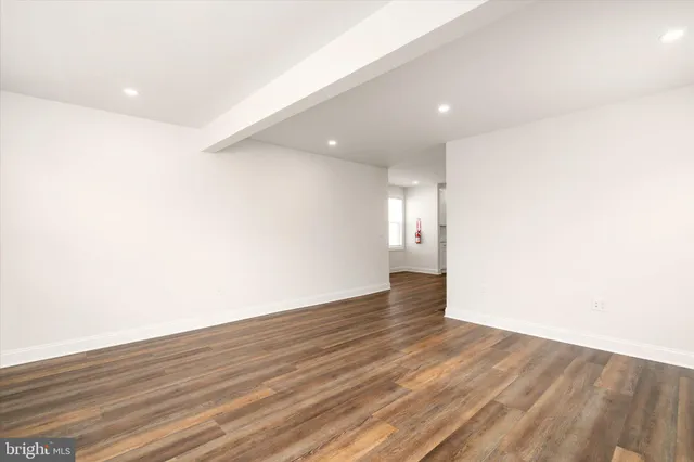 $1,800 | 656 Schiller Avenue, Hamilton, NJ 08610