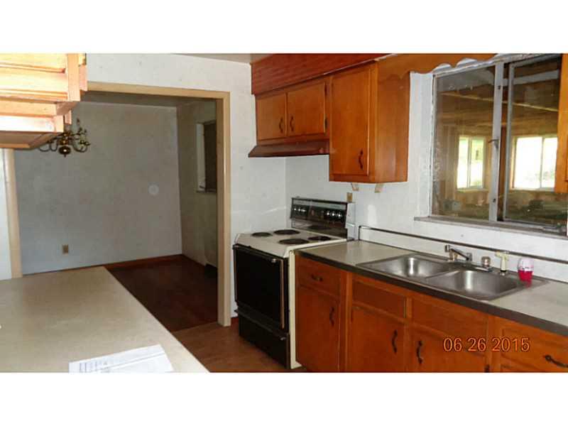 830 Markle Road Leechburg, PA 15656 - Photo 3 of 17 Cafeteria/Kitchen.