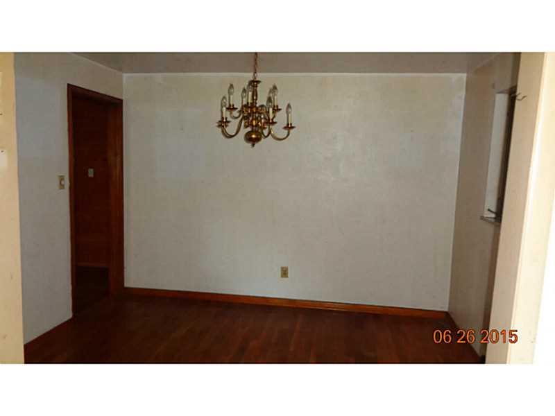 830 Markle Road Leechburg, PA 15656 - Photo 4 of 17 Dining Room.