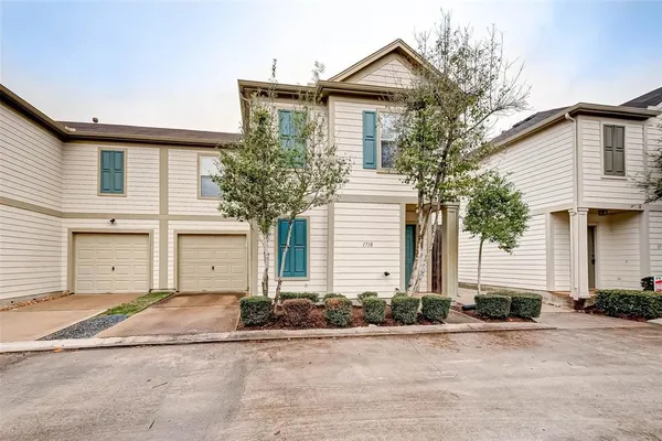 $2,000 | 1718 Redwing Cove Drive, Houston, TX 77009